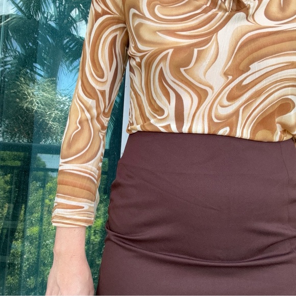 Charlotte Russe Y2K does 70s Brown mesh top - Picture 5 of 8